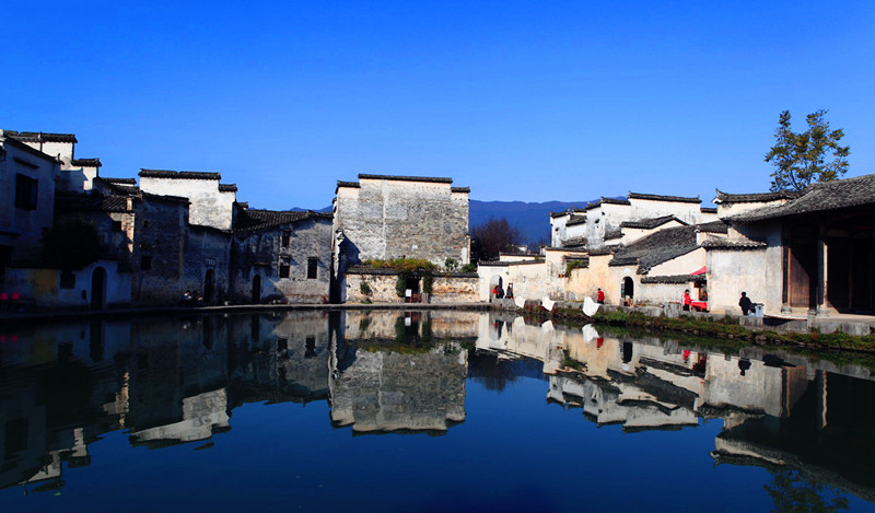 黃山觀(guān)日出、西海大峽谷、船游新安江山水畫(huà)廊