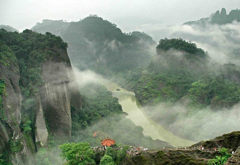 武夷山、九曲溪、廈門鼓浪嶼雙飛6日