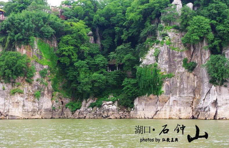 廬山主景區(qū)、三疊泉瀑布、白鹿洞書院、鄱陽湖